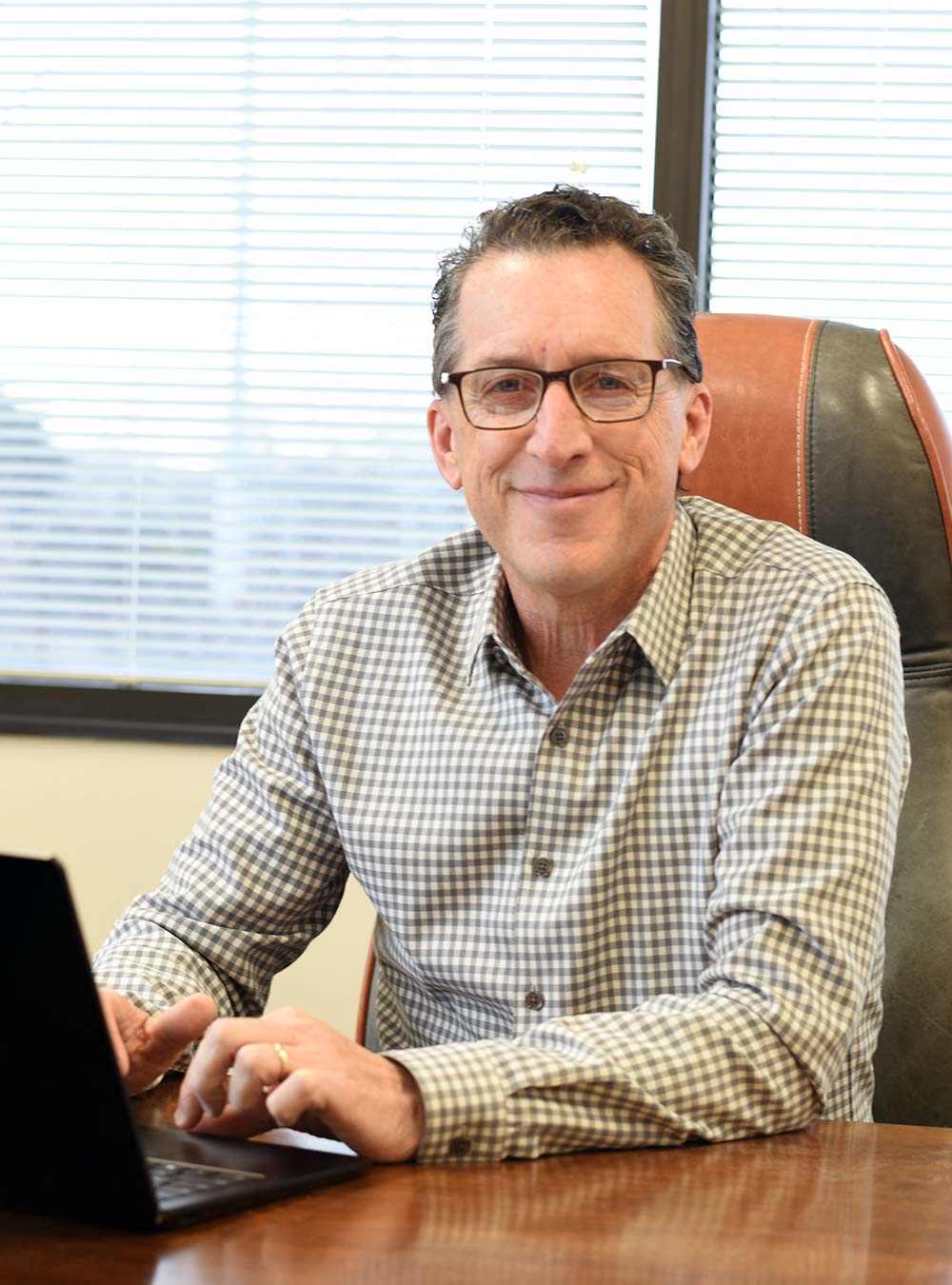 Michael R. Grabill headshot